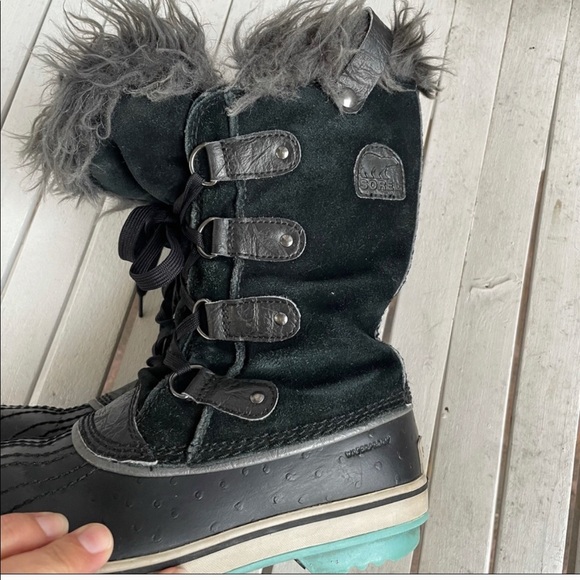 Sorel Girls Black Winter Fur Boots - Picture 8 of 8